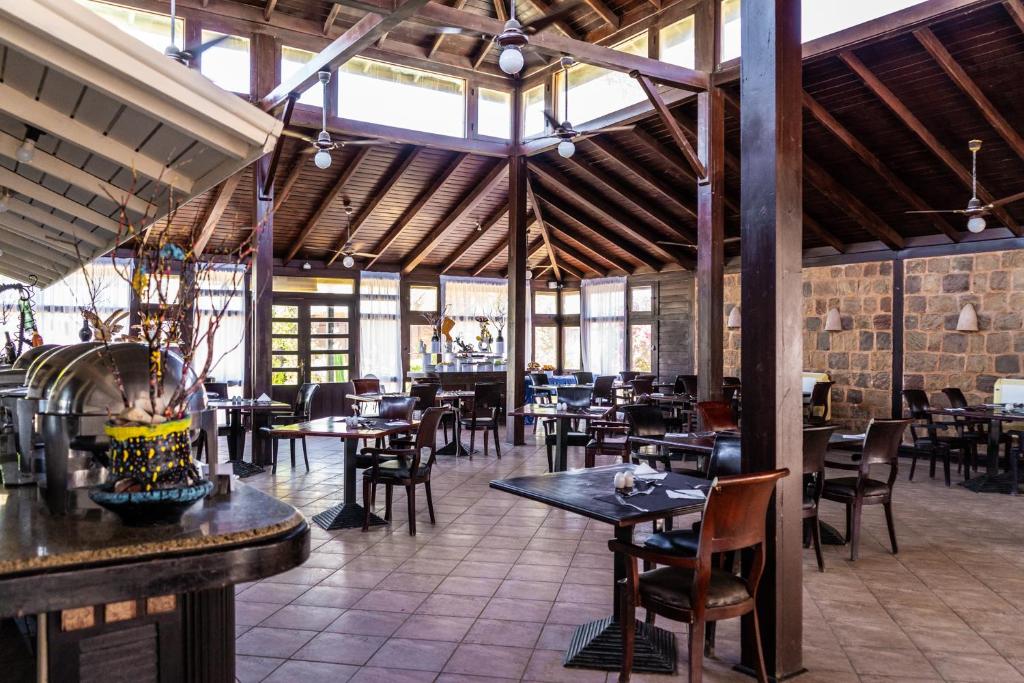 Restaurace v ubytování Abu Dabbab Lodge