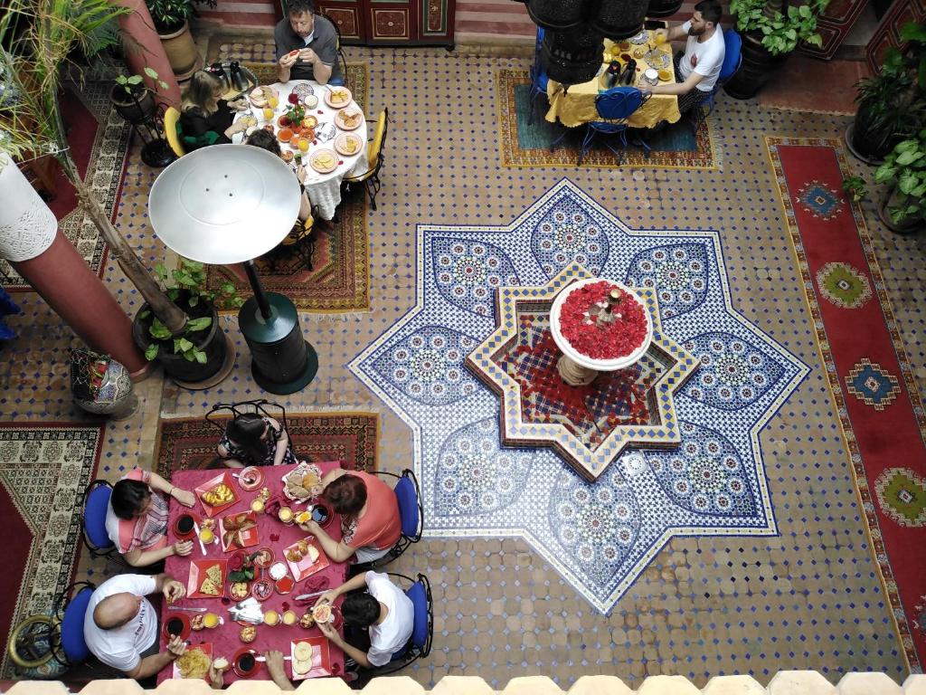 Restaurace v ubytování Riad bleu du Sud