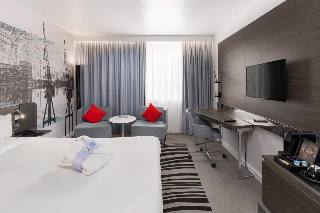Novotel London Excel - Executive Premium Queen Room