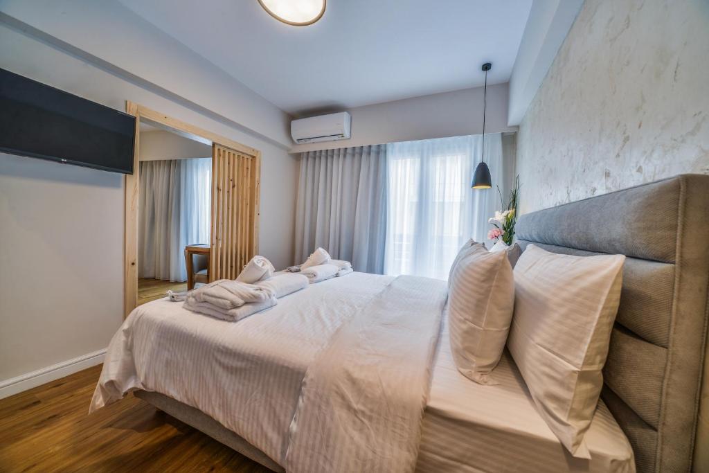 A.P. Acropolis View Apartments - 