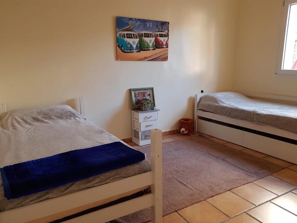 Postel nebo postele na pokoji v ubytování Hauzify I Apartaments Maritime