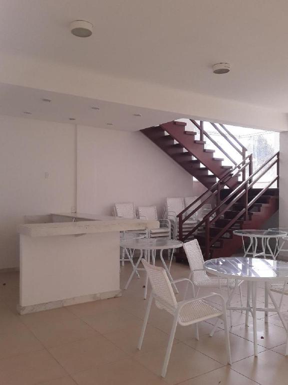  Sonia Flats - Apartamento térreo em condominio em frente à Praia de Camurupim