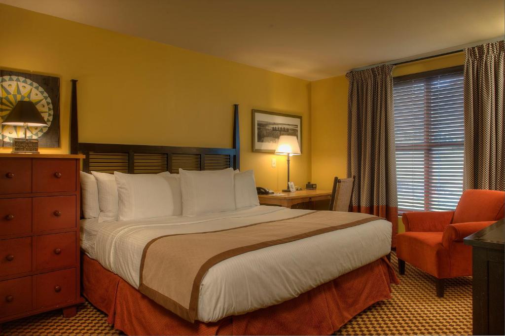 Bear Creek Mountain Resort - 