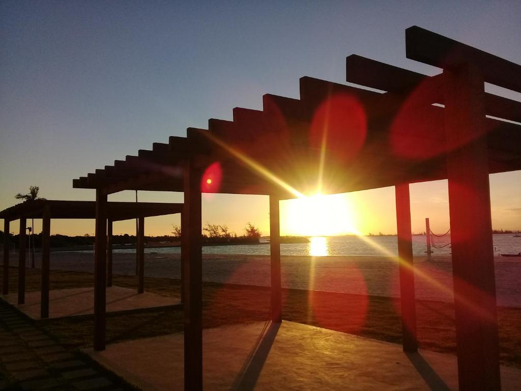  Golden Lake