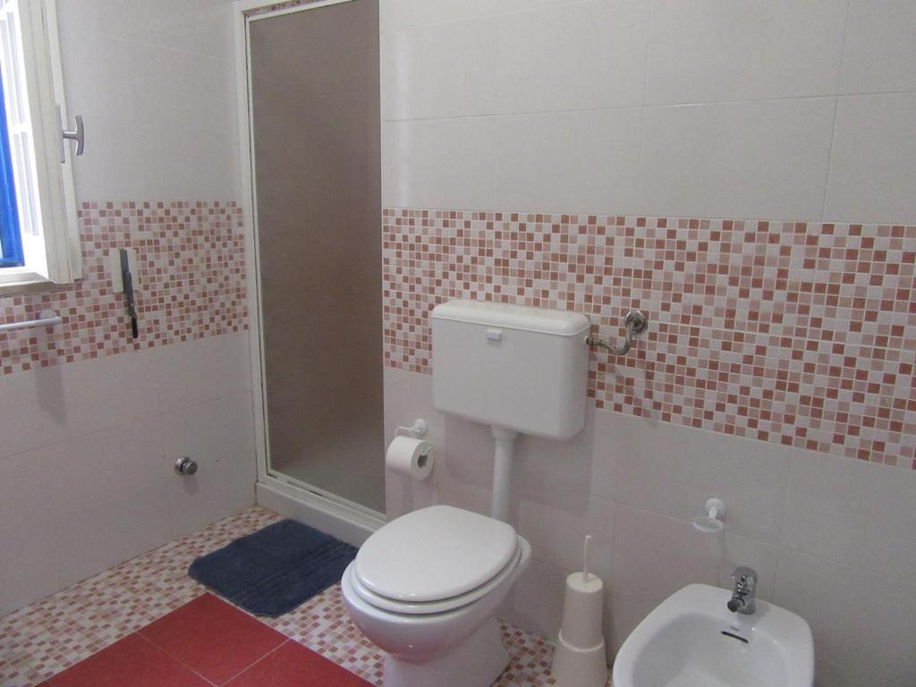 A bathroom at Villa Oltremare By Cala Salento