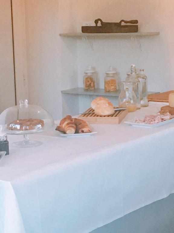 Jedlo v ubytovaní bed & breakfast alebo blízkom okolí