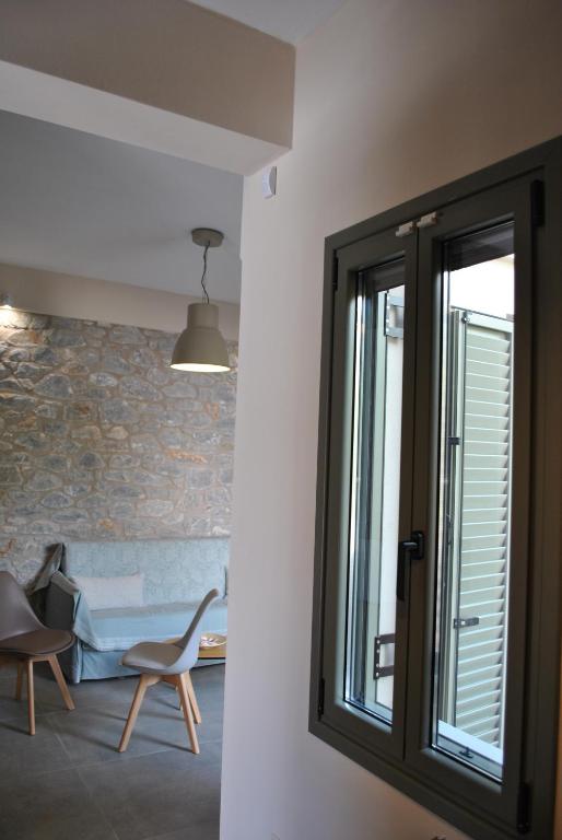 Petras Gi - Stone Houses - Meteo A Maisonette