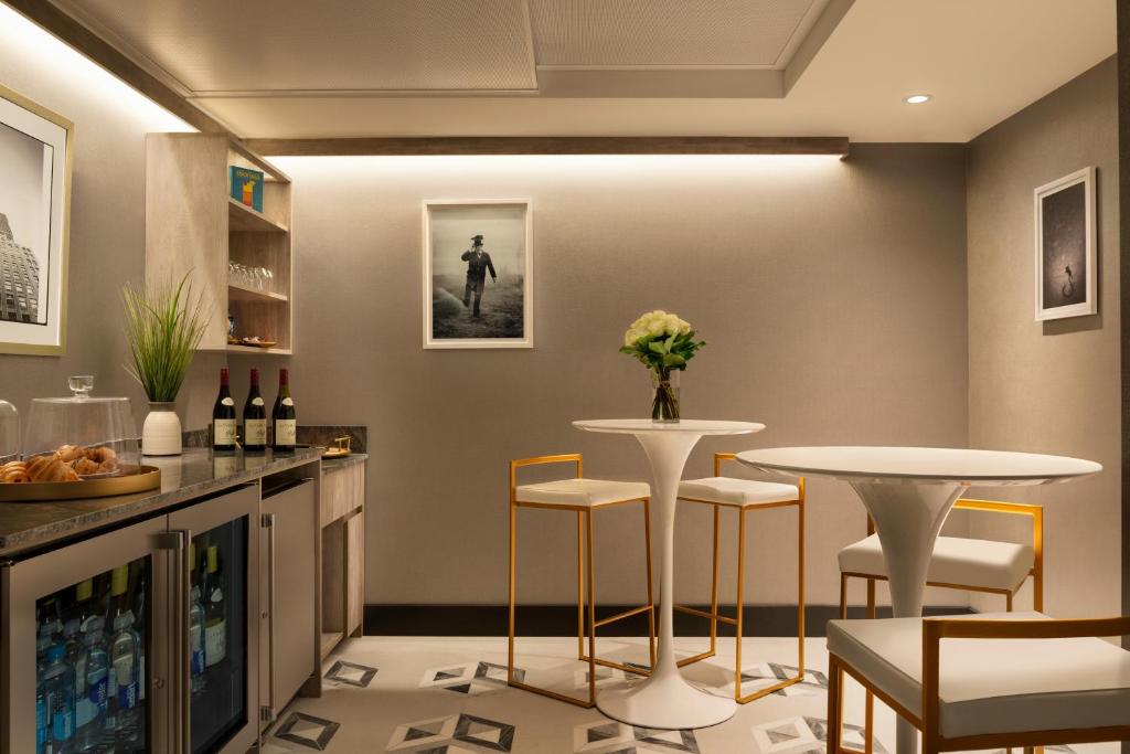 EXchange Hotel Vancouver - Resim 25