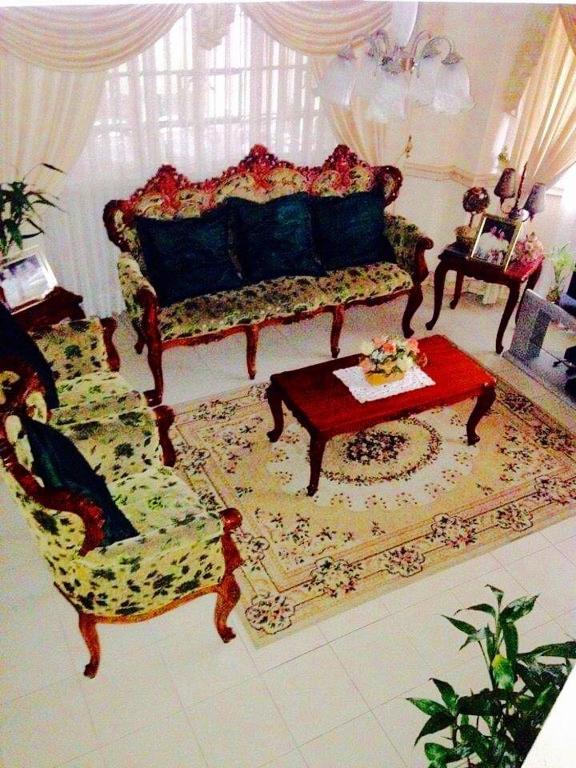Posezení v ubytování Tagaytay Budget Transient/ Staycation Home