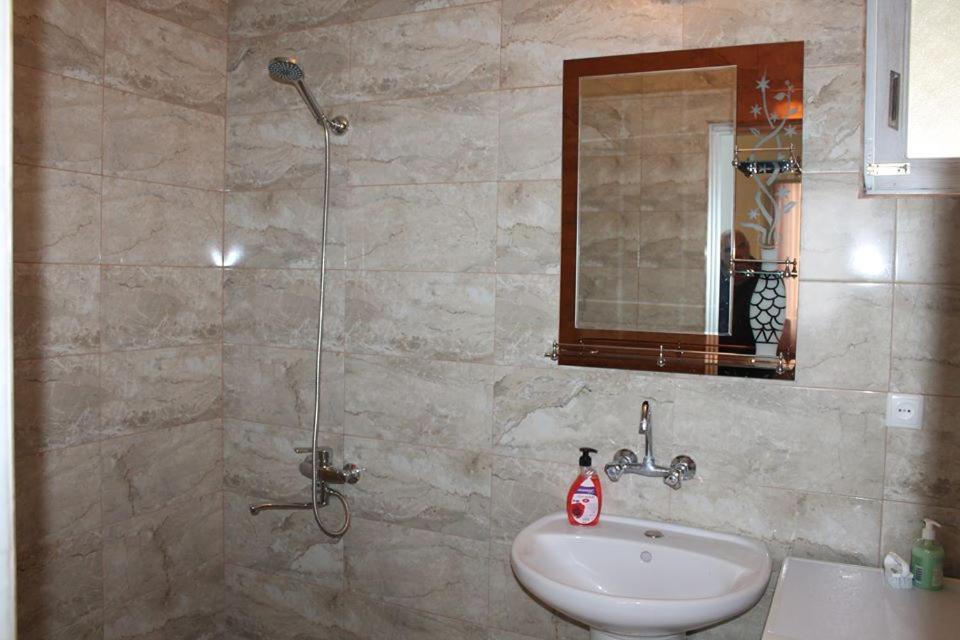 Baðherbergi á Guest House Lviv Грузия