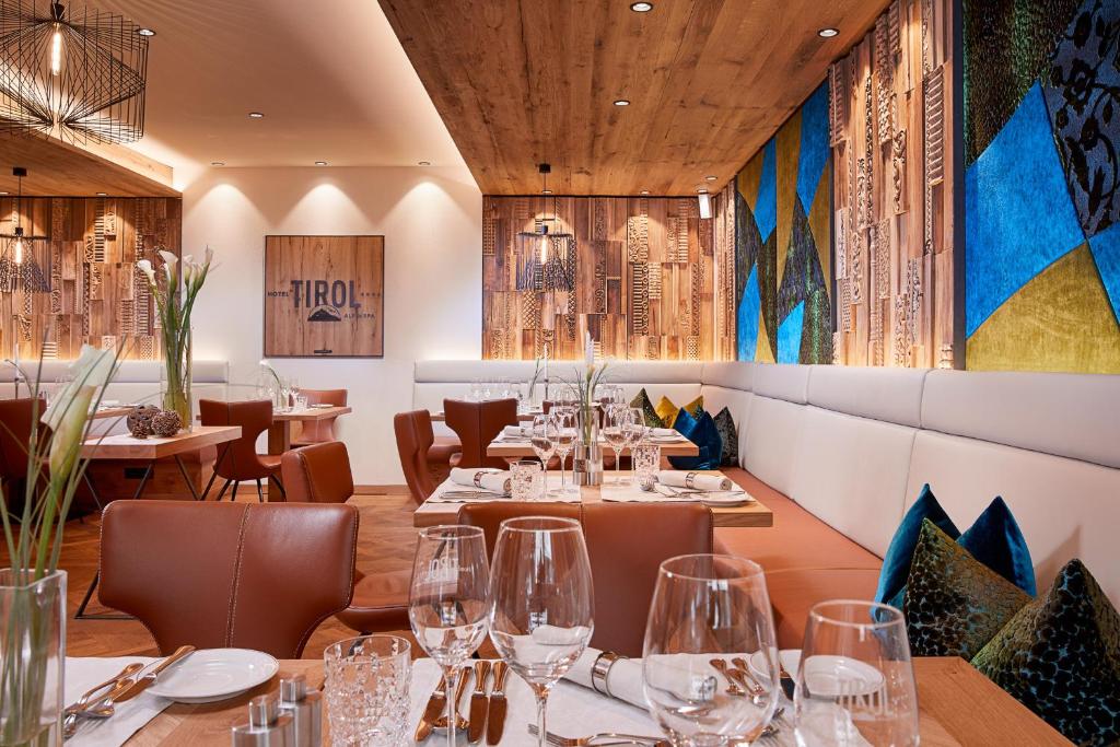 Posezení v ubytování Hotel Tirol
