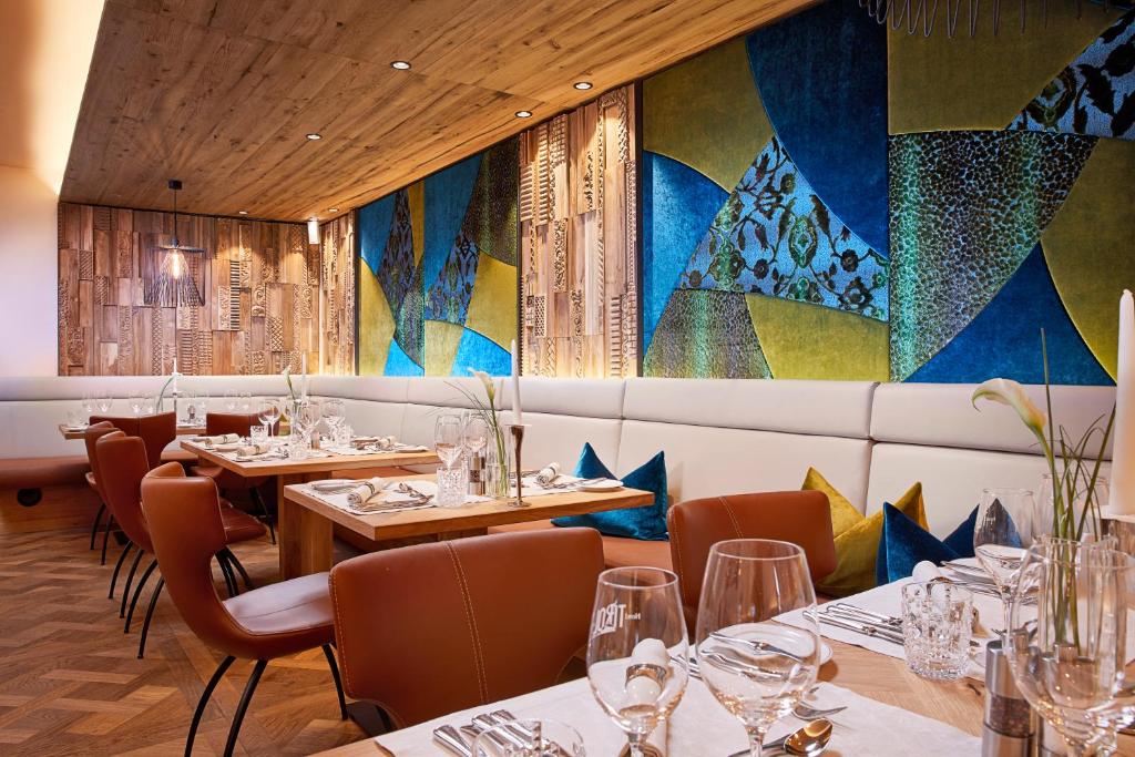 Restaurace v ubytování Hotel Tirol