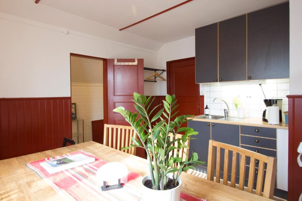 Prinsgården B&B rum stugor - Appartement Met Gedeelde Badkamer