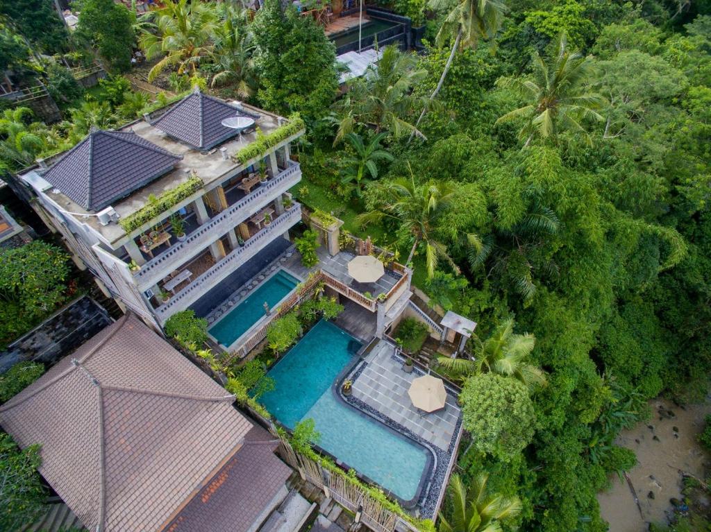 Bazén v ubytování Ubud Paras Villa nebo v jeho okolí