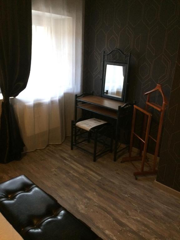 Chambres d'Hôtes LES VERGERS DE LOUISE - Tweepersoonskamer Met Gedeelde Badkamer