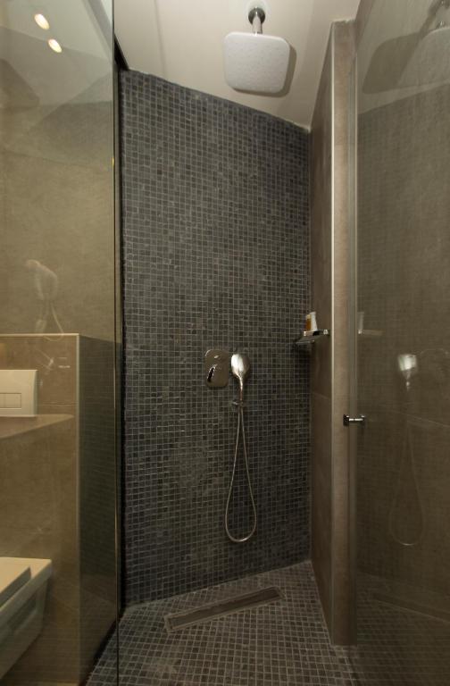 BOUTIQUE 25h by Eva stay 018