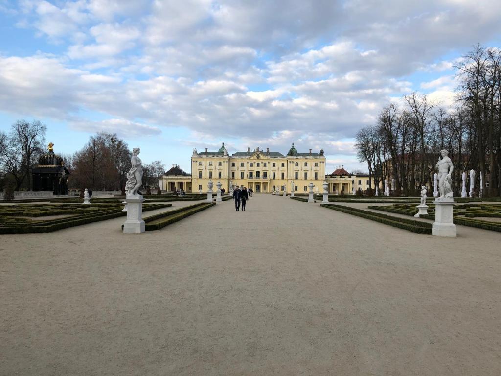 CR Kameralny Apartament przy Pałacu Branickich - 15