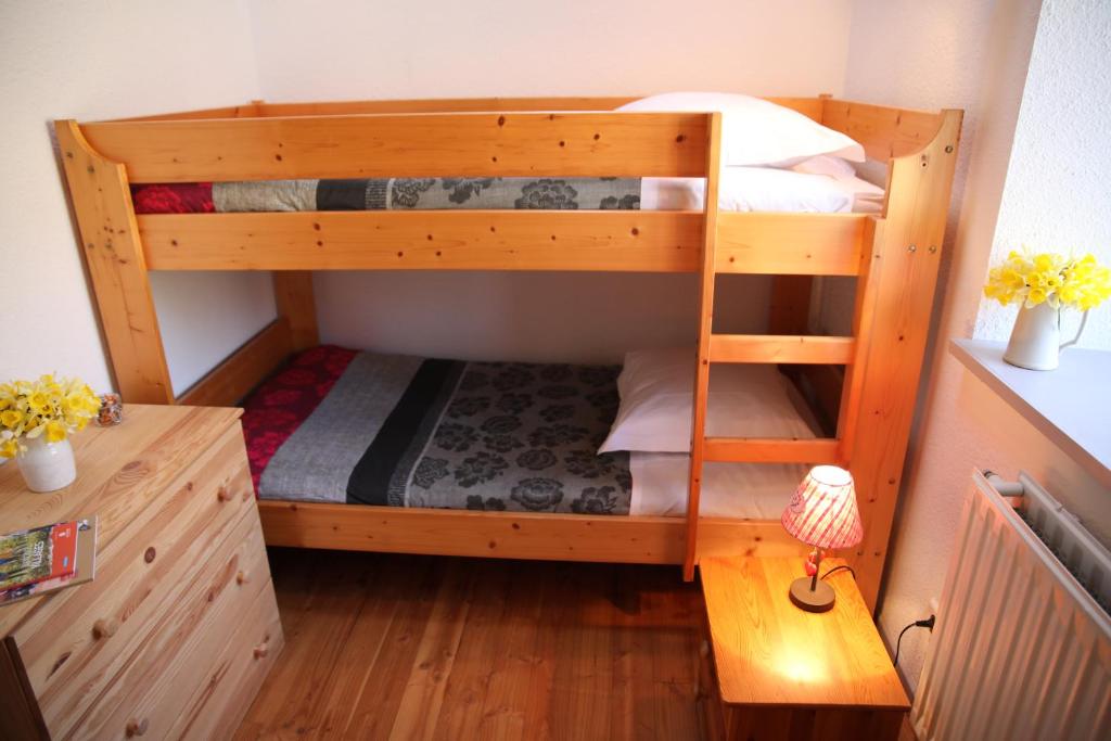 Le Relais Du Vermont Baffie Updated, Farmers Furniture Bunk Beds