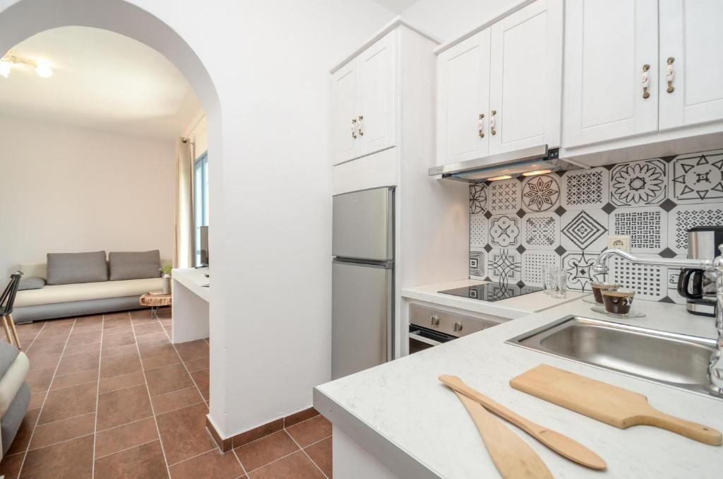 Asterias Studios - 14