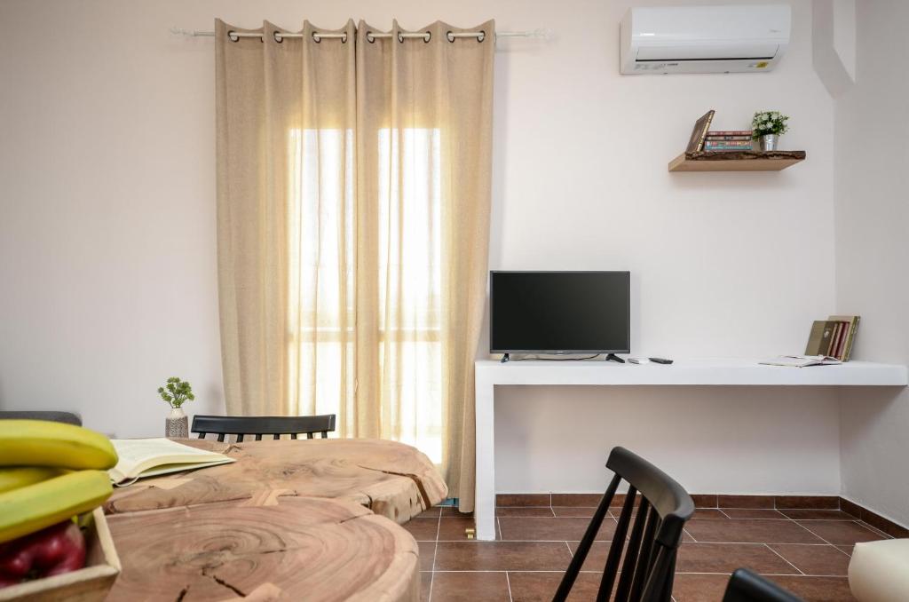 Asterias Studios - 7