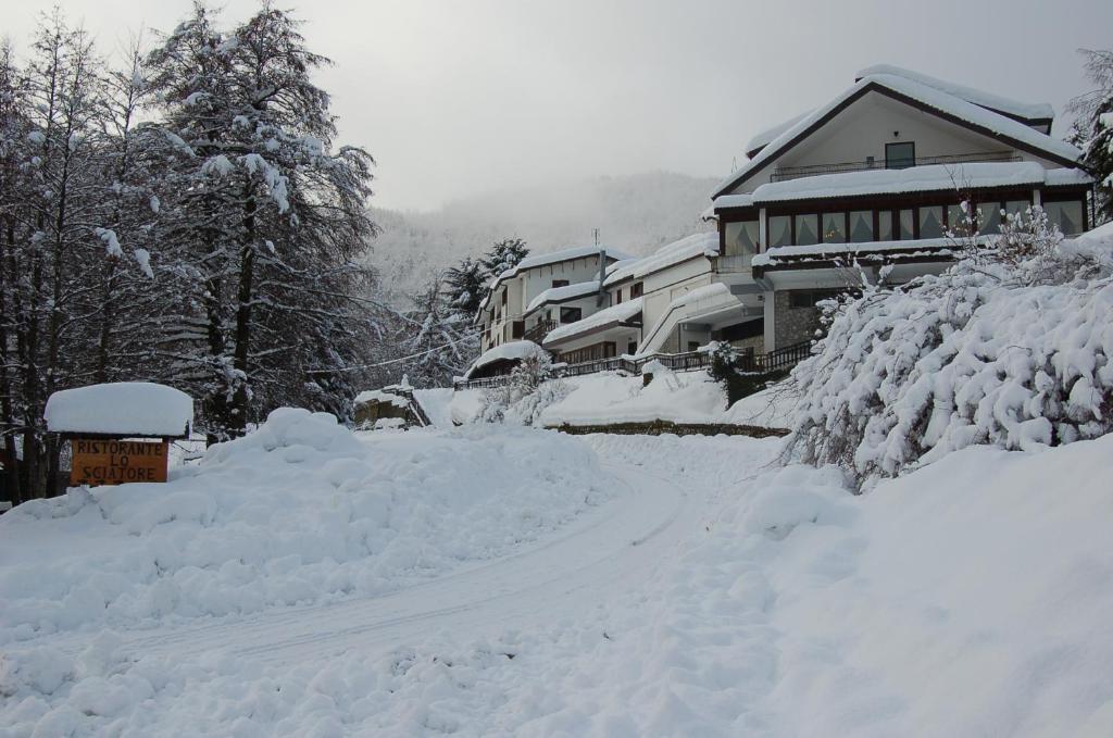 hotel lo sciatore v zimě