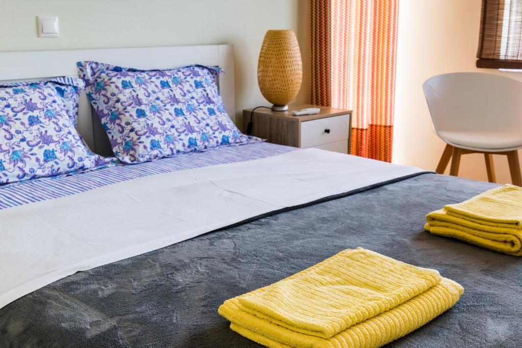 Alexander Apartments Airport - 10