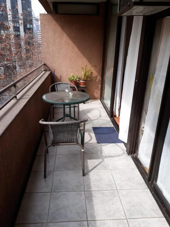 Encomenderos Apart Hotel - Apartment With Balcony