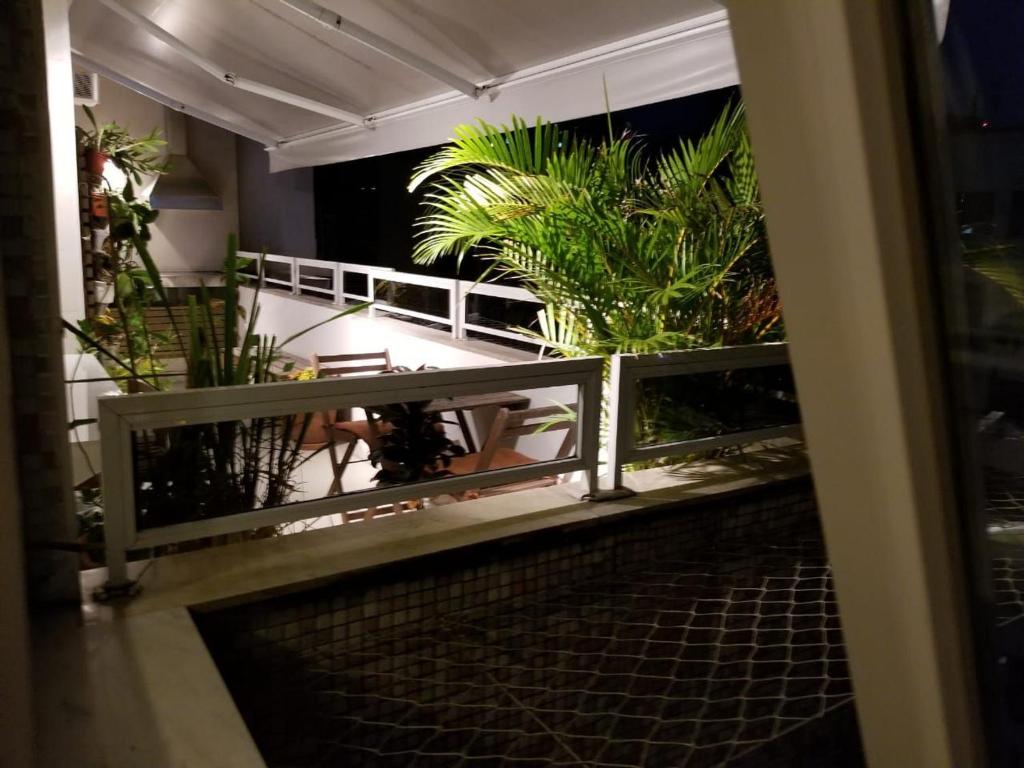  Top floor with balcony in Copacabana