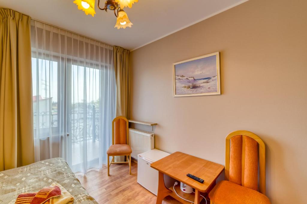 Willa Joker - Small Double Room