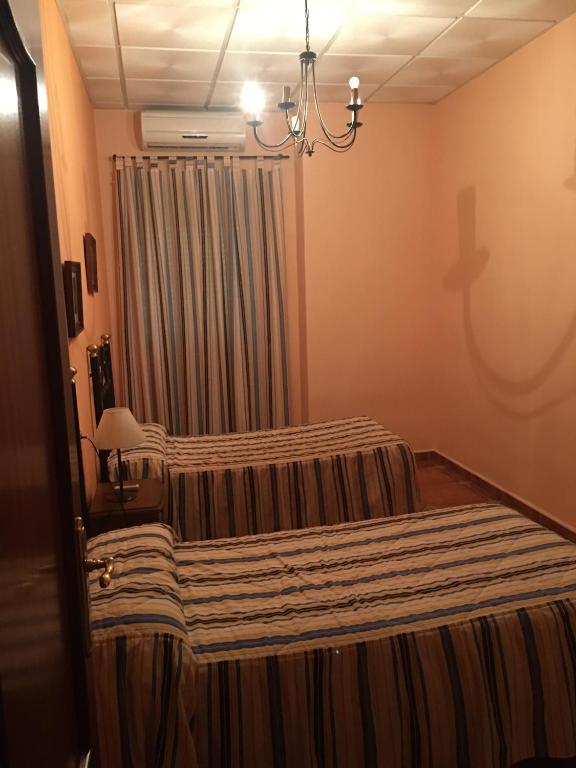 Hostal El Sevillano - Herenhuis Met 3 Slaapkamers