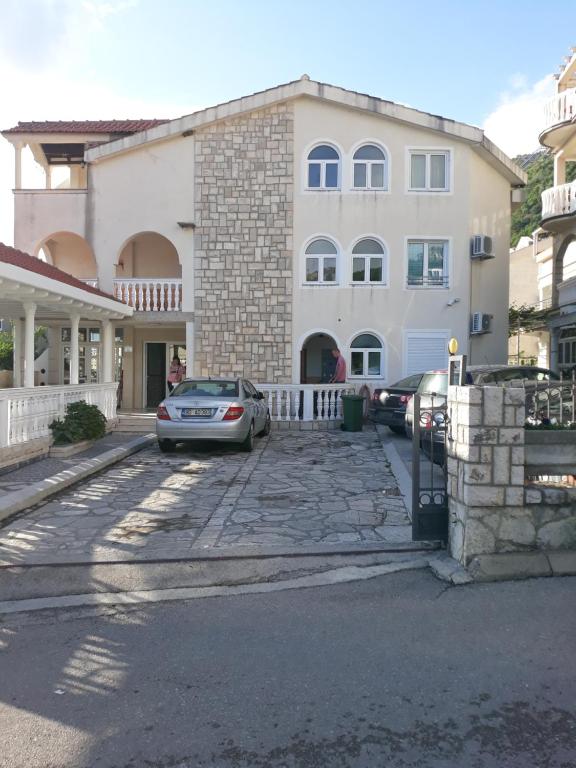 Budova, kde se bed and breakfast nachází