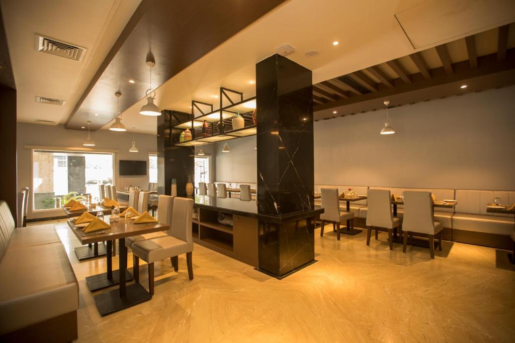 Posezení v ubytování S Hotels Chennai
