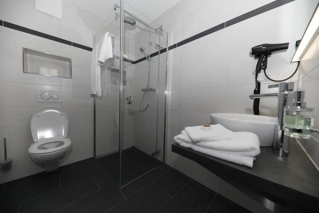 Koupelna v ubytování Business Apartments Reichenburg