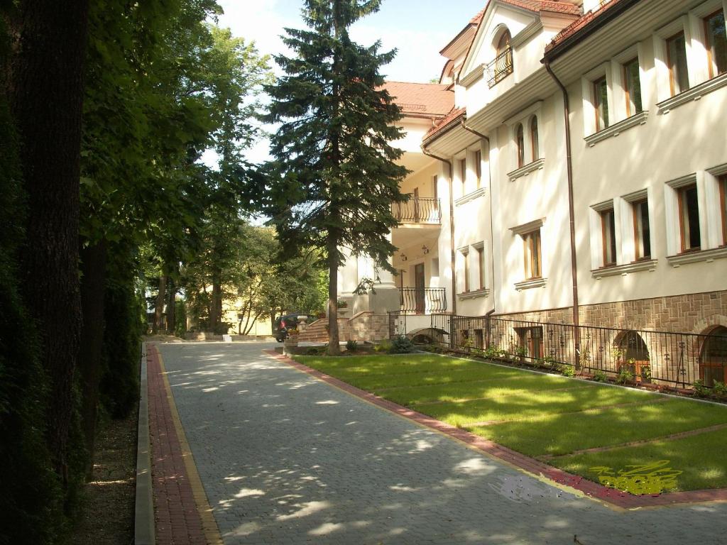 Budova, v ktorej sa apartmán nachádza