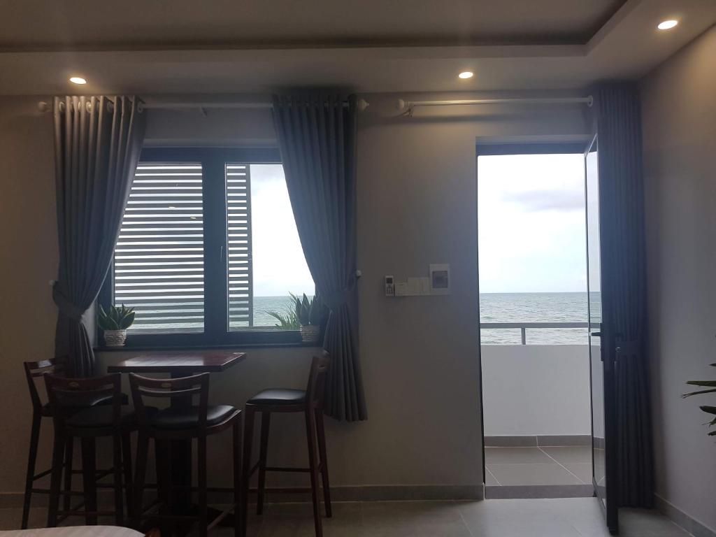 Fotografie z fotogalerie ubytování NGOC LANG HOTEL v destinaci Bình Sum