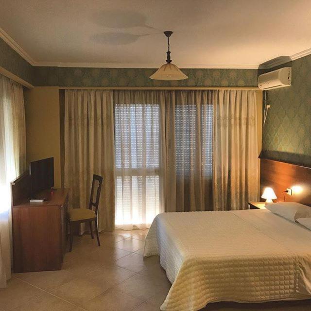 Lyden Hotel - Image 4