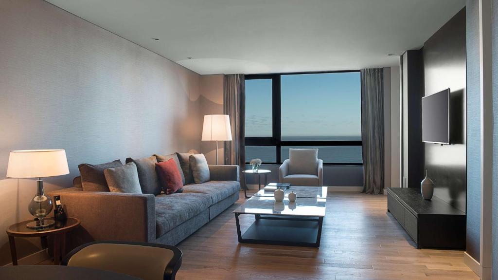 Hyatt Centric Montevideo - King Suite