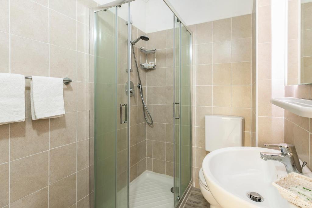 Hotel Palace - Double Or Twin Room With Balcony