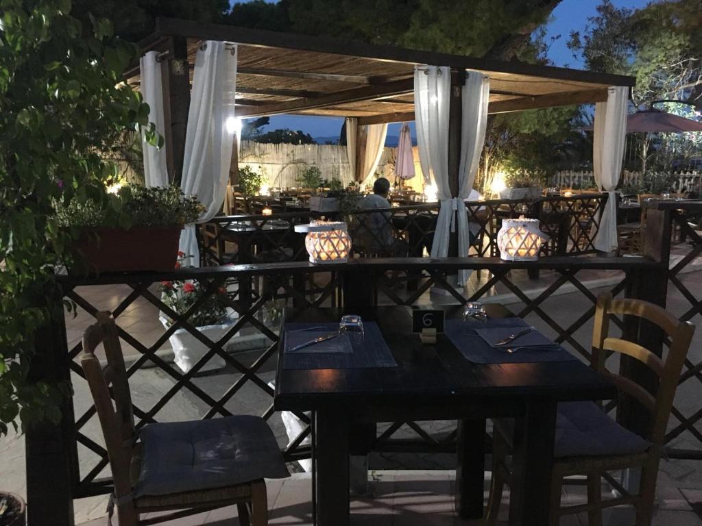 Restaurace v ubytování Affittacamere la Medusa