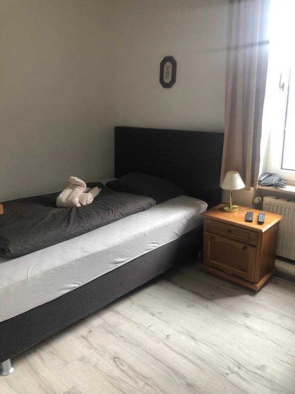 Hotel & Gastropark Loemühle - Standard Single Room With Shower