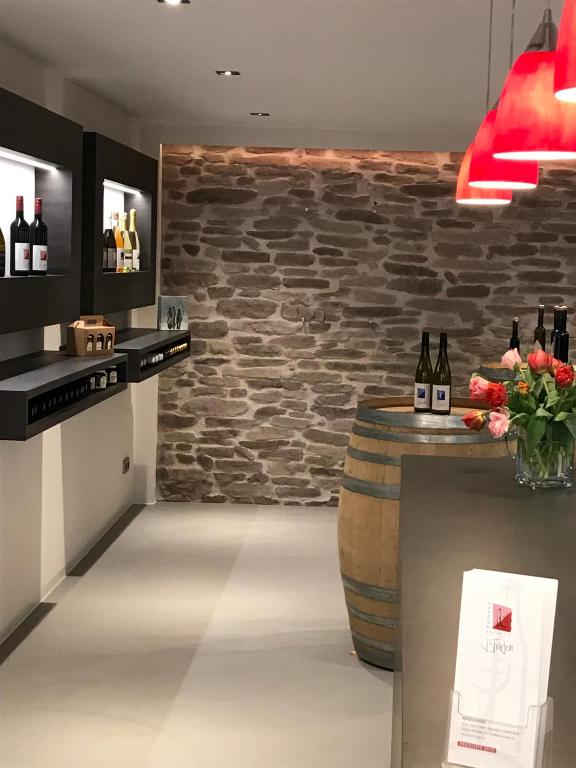 Nápoje v ubytování Gästehaus und Weingut Bernd Frieden