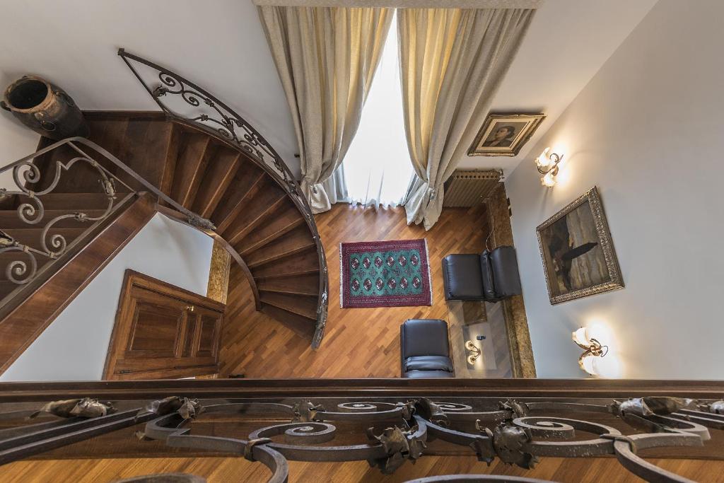 Telewizja i/lub zestaw kina domowego w obiekcie VILLA DURANTE
