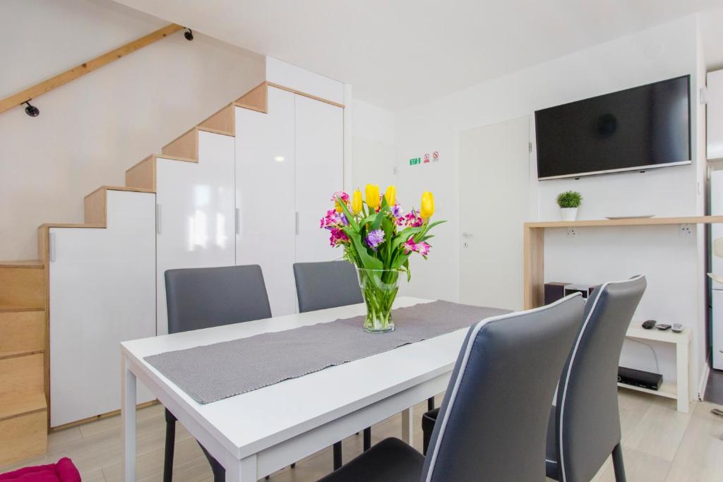 TV a/nebo společenská místnost v ubytování Apartment Betina Inn