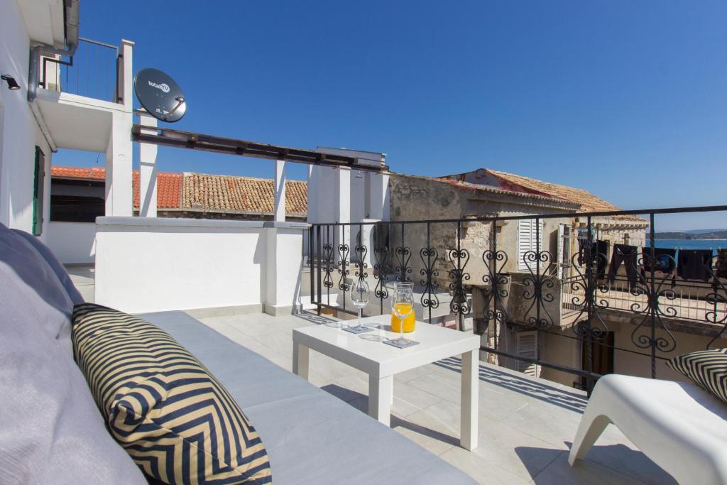 Balkón nebo terasa v ubytování Apartment Betina Inn