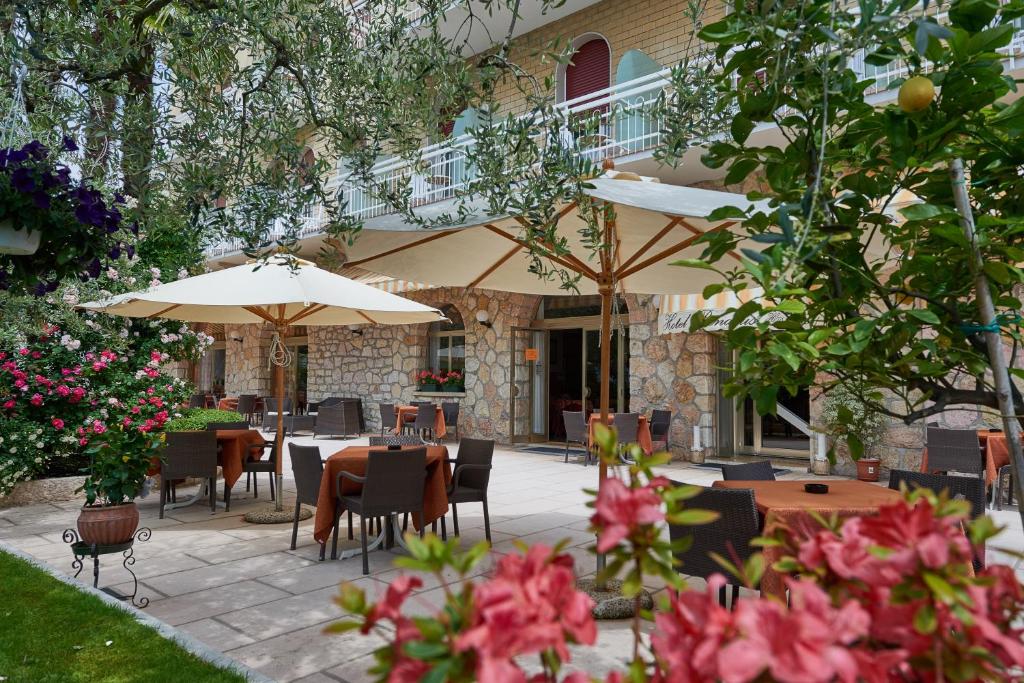 Zahrada ubytování Hotel Benacus Torri del Benaco
