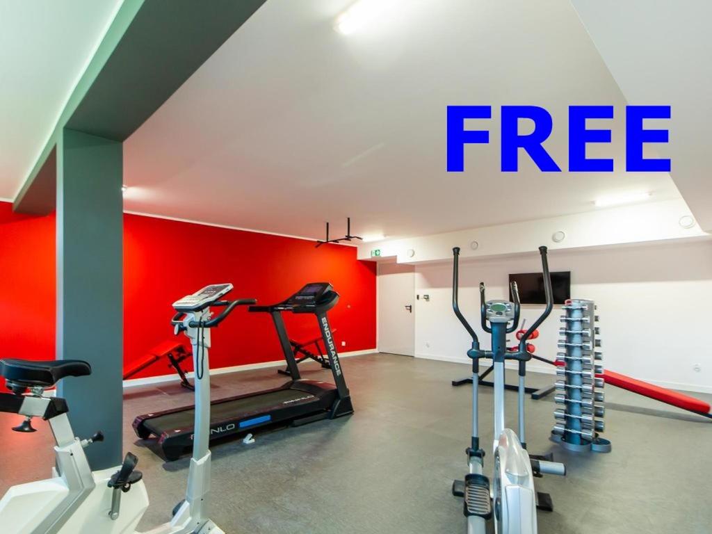 Posilňovňa alebo fitness centrum v ubytovaní Bliżej Morza 16 PREMIUM