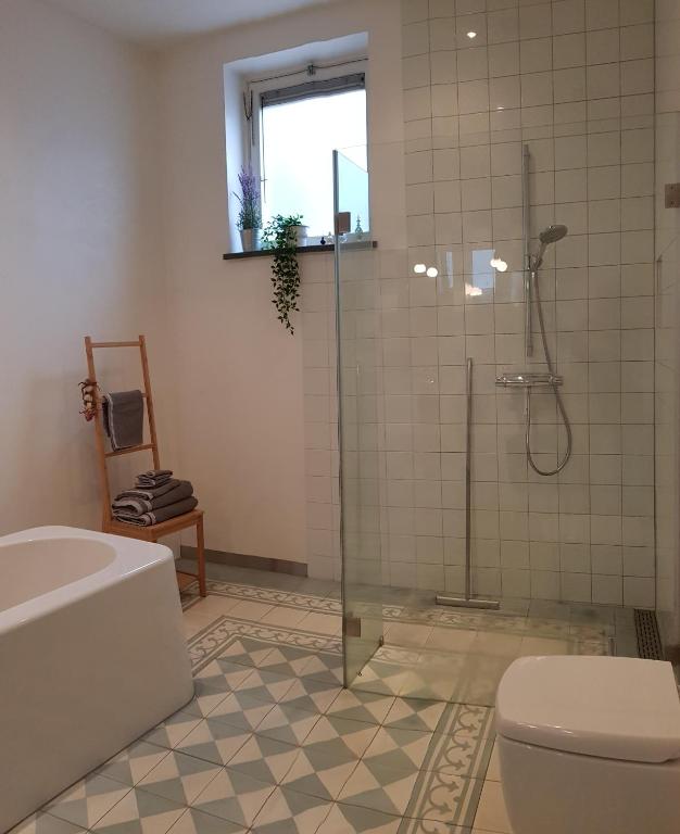 Koupelna v ubytování Het Pakhuis Schiedam