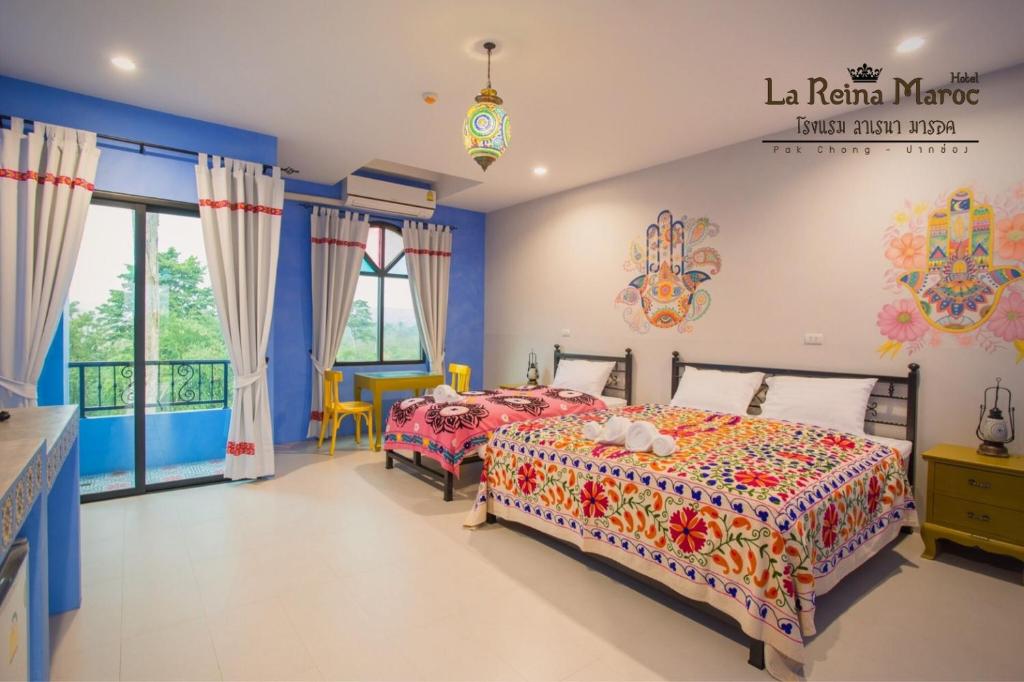 La Reina Maroc Hotel ปากช่อง เขาใหญ่ - Pièce Triple Avec Vue Sur La Montagne