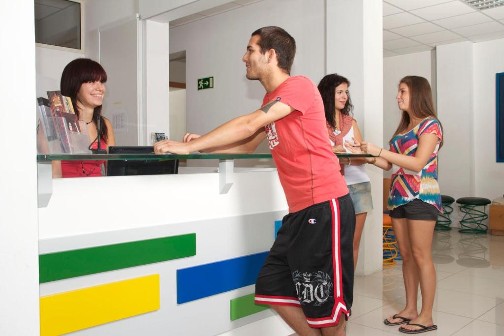 Hosté ubytování NSTS Campus Residence and Hostel