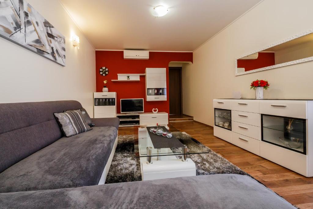 Kuchyňa alebo kuchynka v ubytovaní Central Apartment Castle Cippico